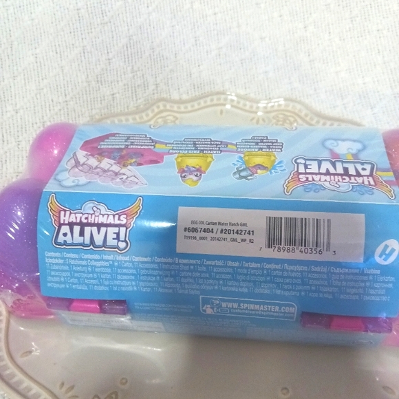 Hatchimals Alive 10 Count Surprises Carton Age 3+ - Picture 4 of 4